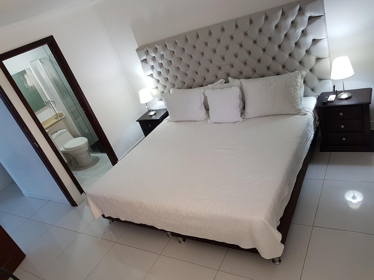 Espectaculares Vistas, Edificio Nautilus, Barrio El Laguito. Apartamento