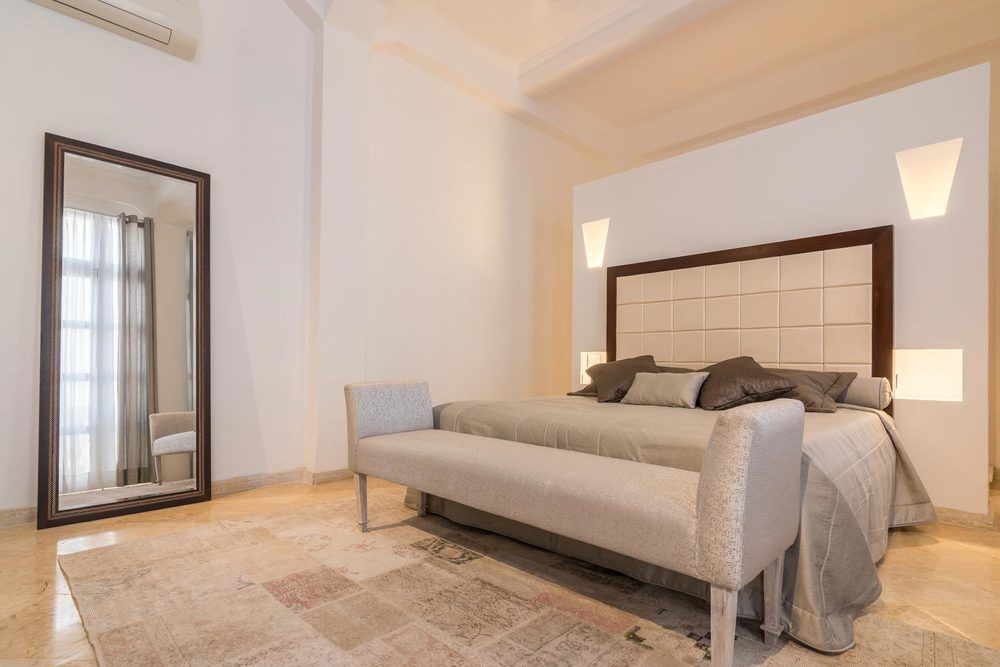 Ofihotel Perla