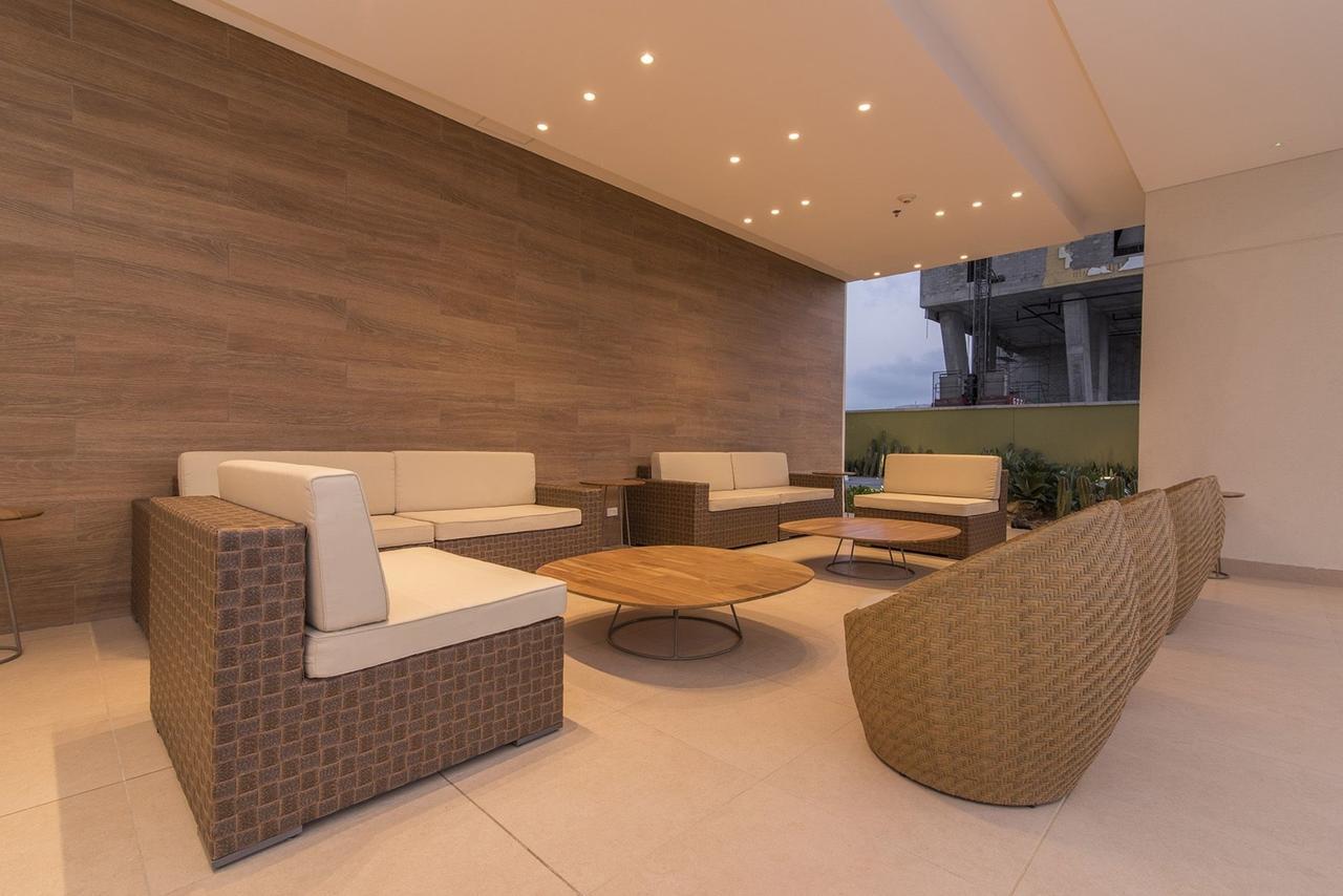 Lux H2 Condo By Nomad Guru Cartagena