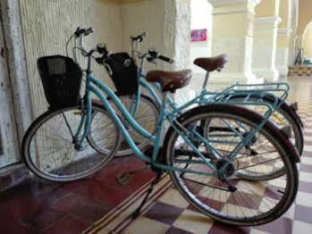 Boutique El Claustro 2*