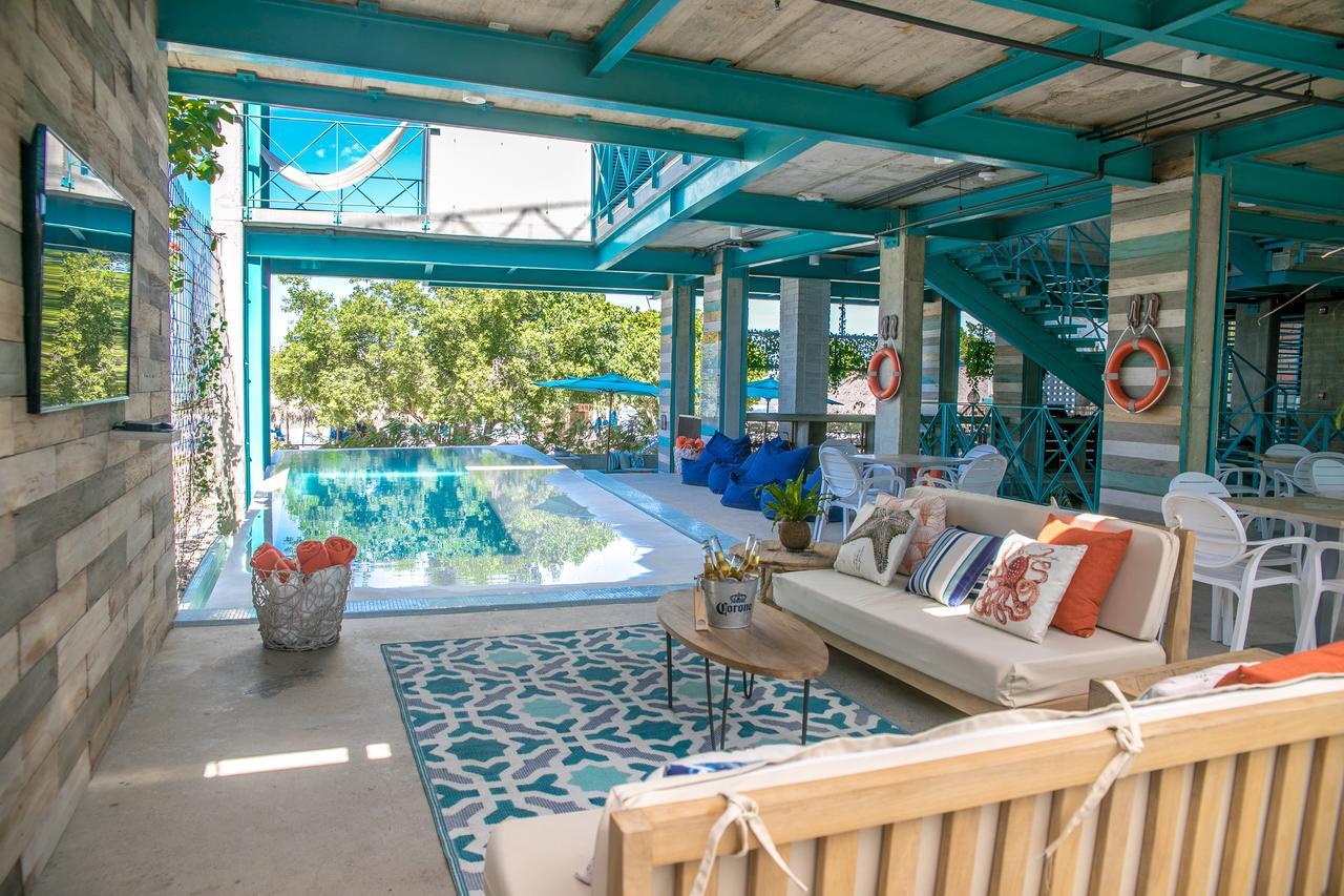 Muchosur Manzanillo Ctg Hostal