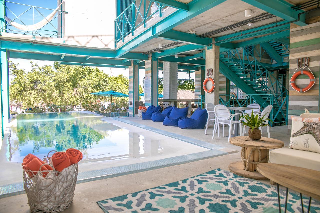 Muchosur Manzanillo Ctg Hostal