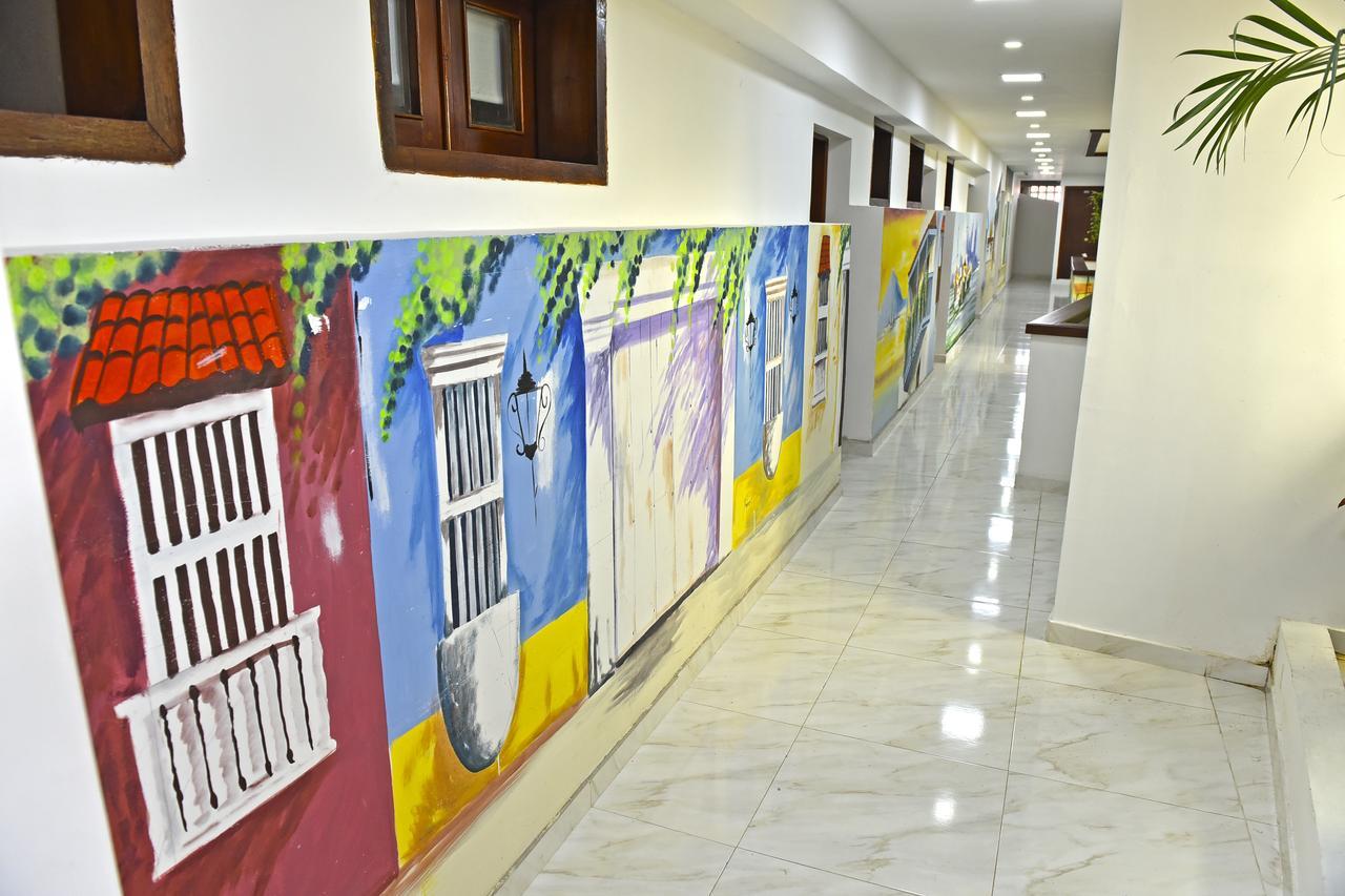 Simon Bolivar Hotel *