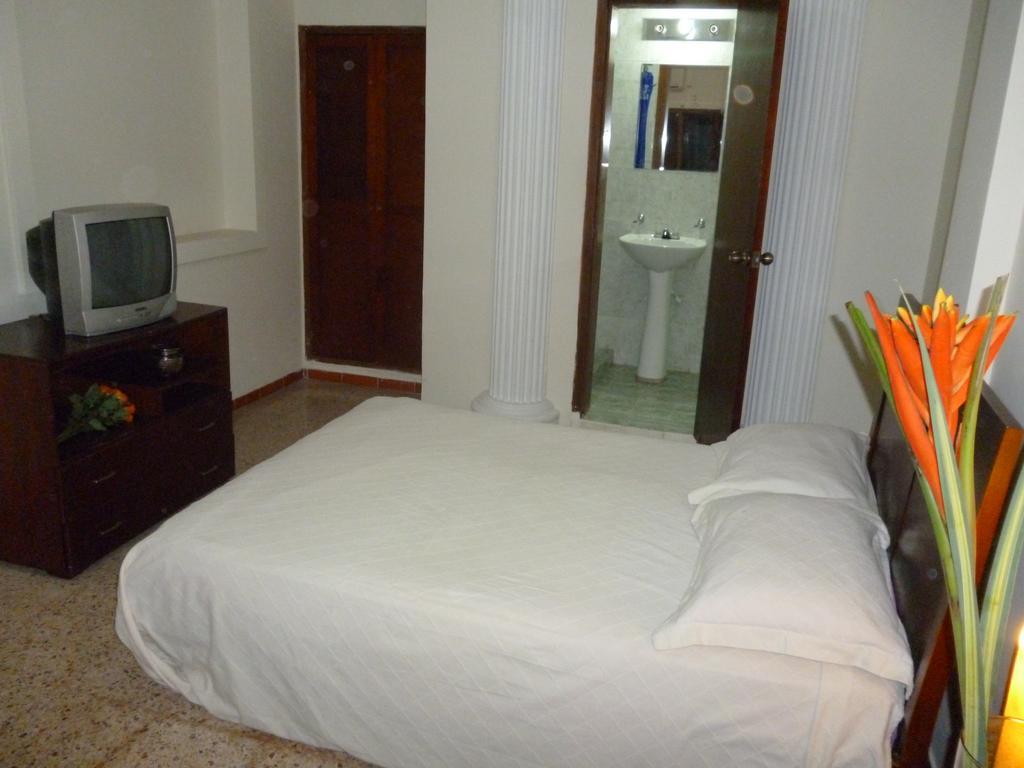 Apartahotel Tom 3*