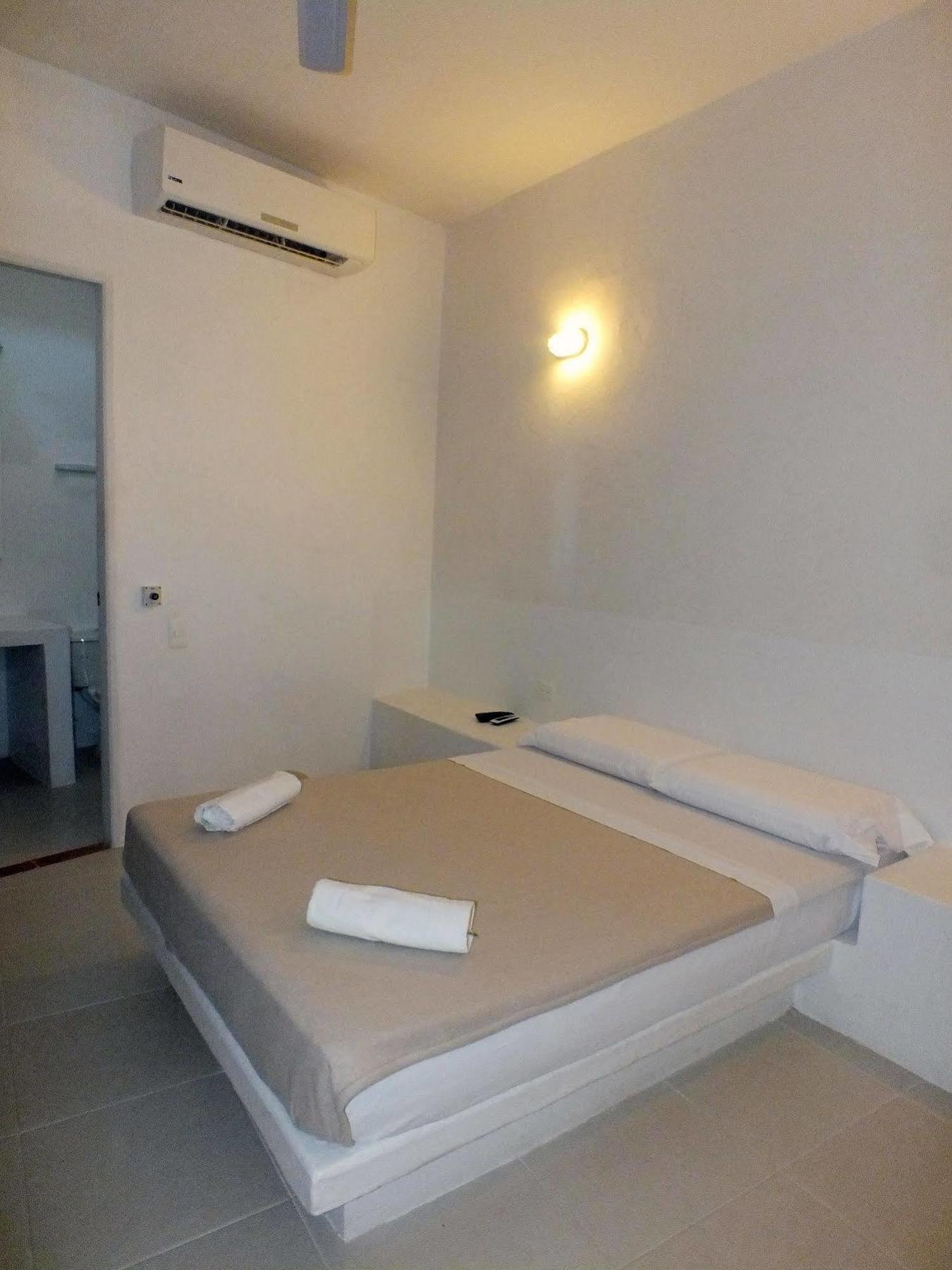 Casa Escallon Hostal *