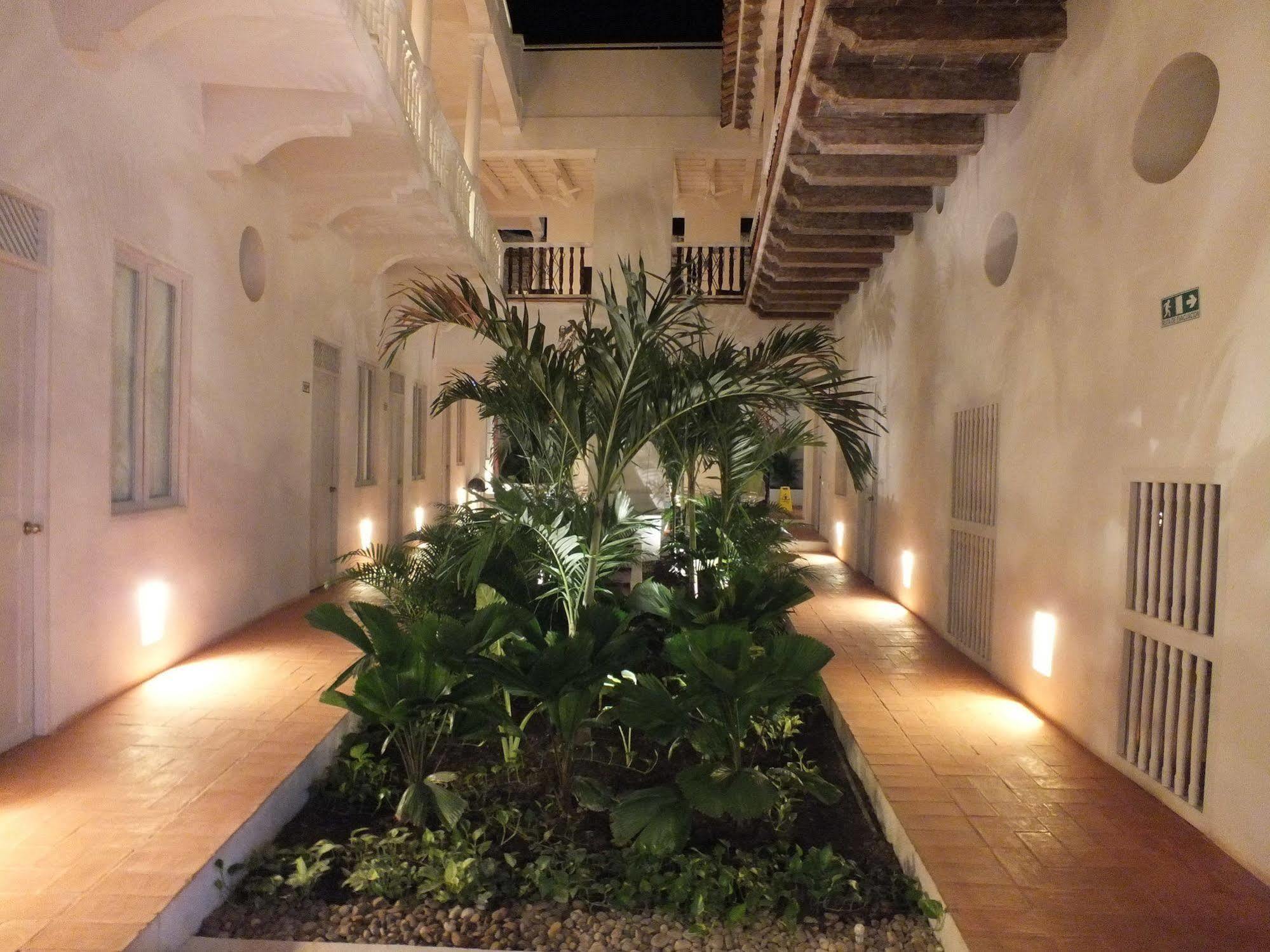 Hostal Casa Escallon *