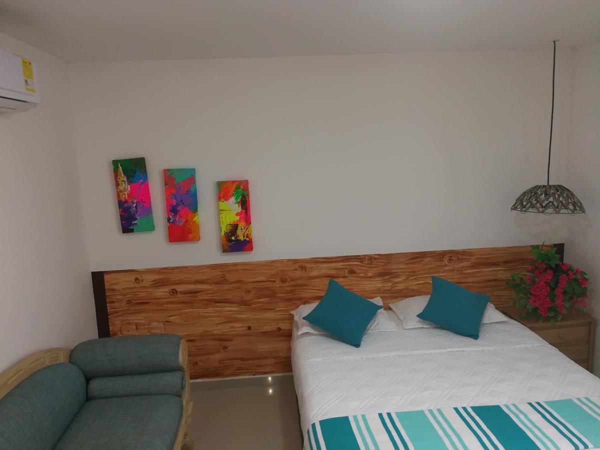 Fantastic House 4*