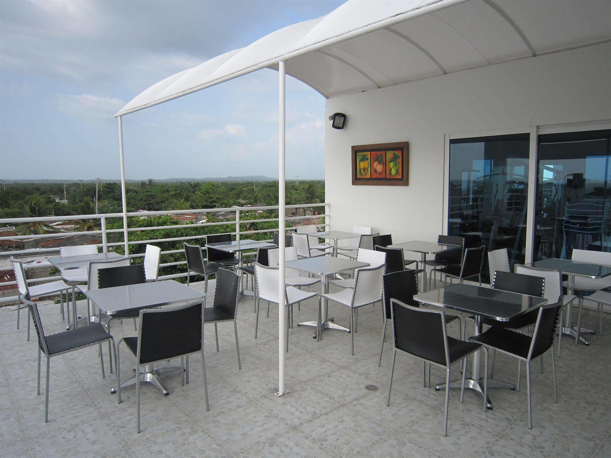 Valmar Hotel 3*