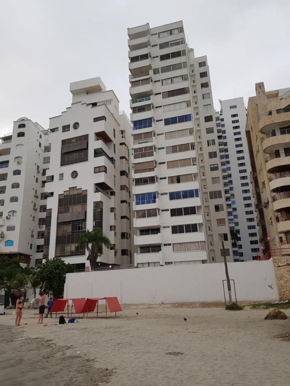 Espectaculares Vistas, Edificio Nautilus, Barrio El Laguito.