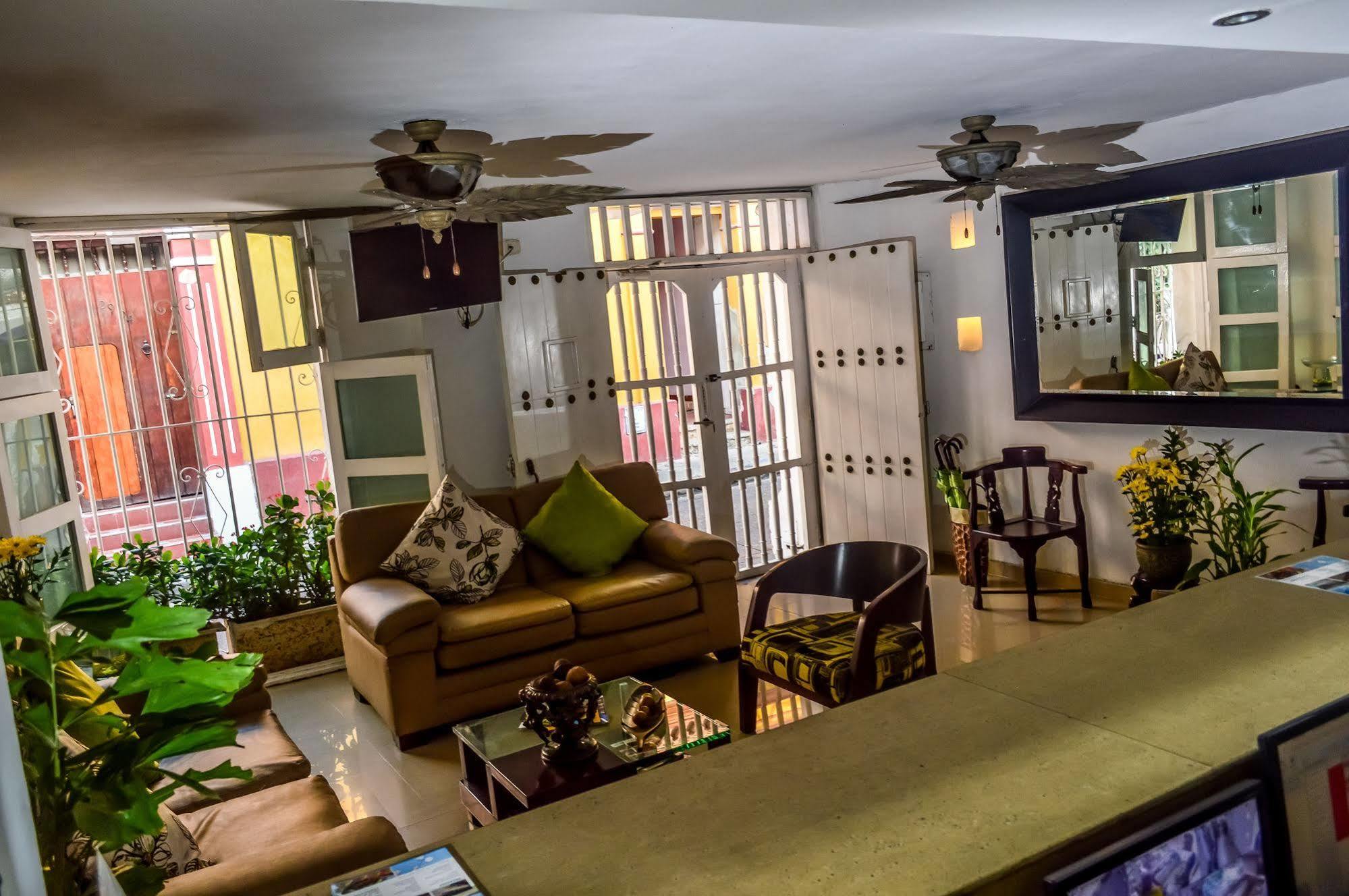 Hotel Casa Mary 3*