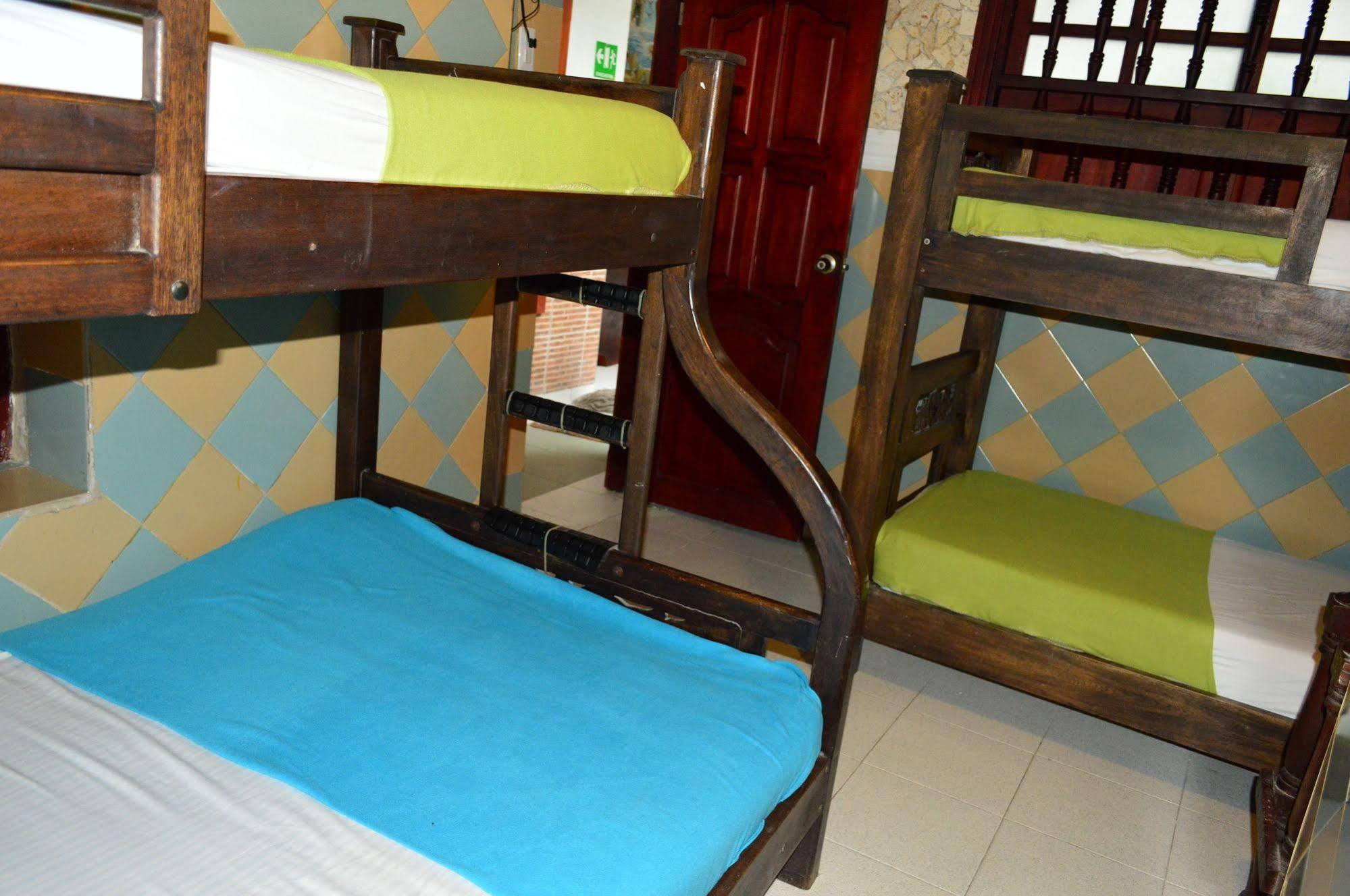 Hostal Marlin *