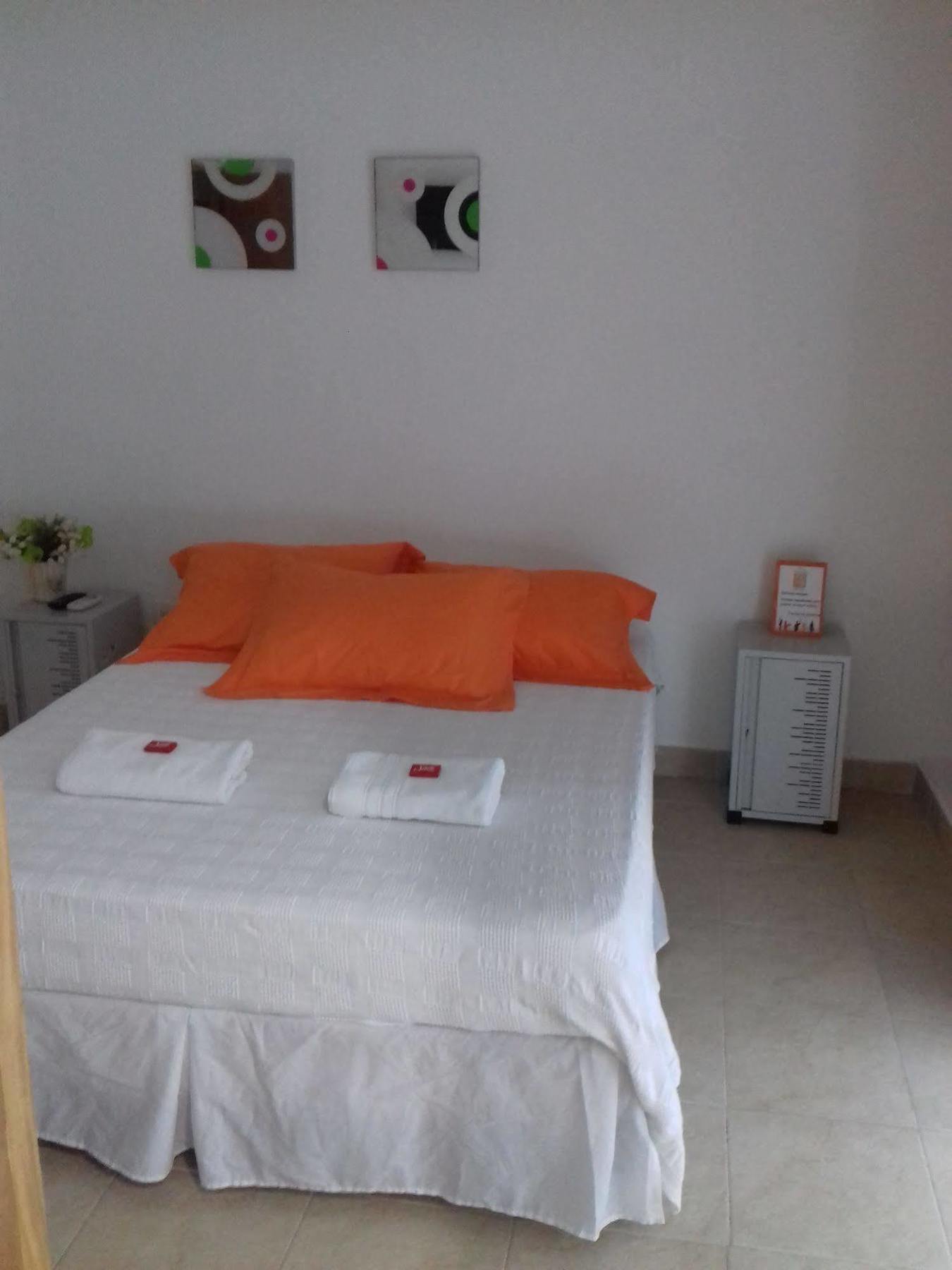 Hostal Casa Moma *