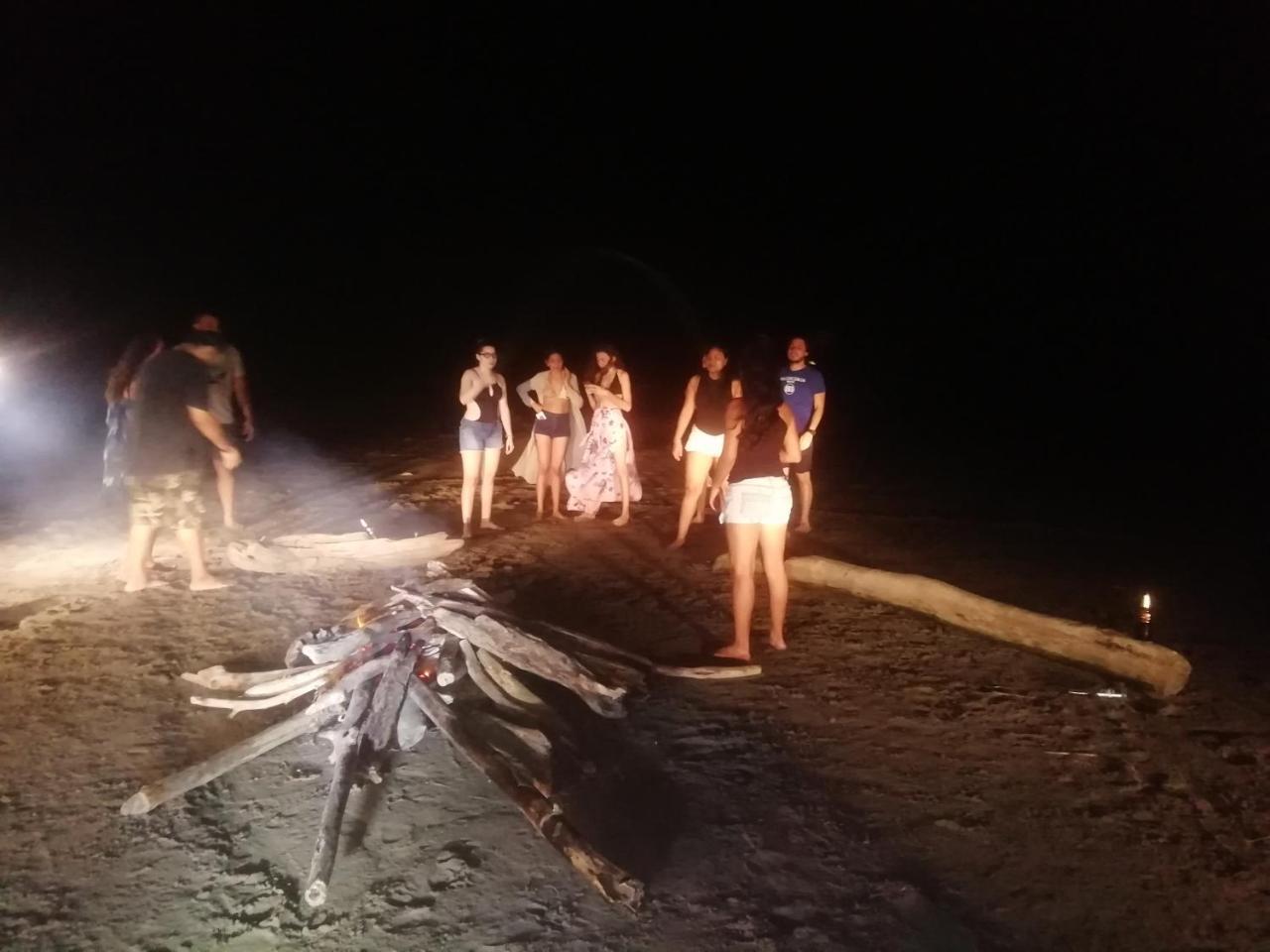 Hostal Punta Canoa