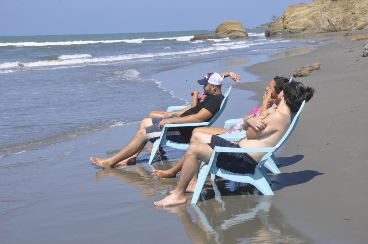Hostal Punta Canoa