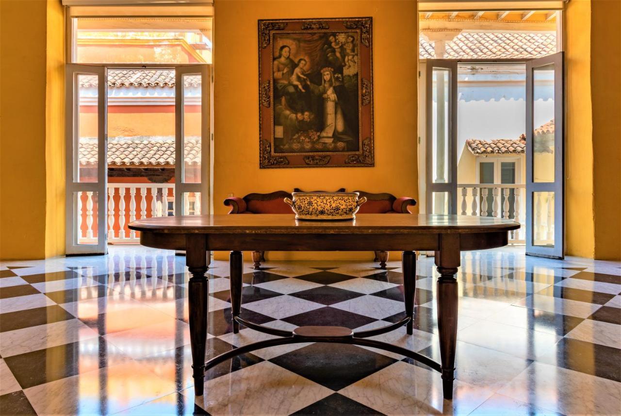 Inn Casa De Don Andres De Madariaga Y Morales Conde De Pestagua *