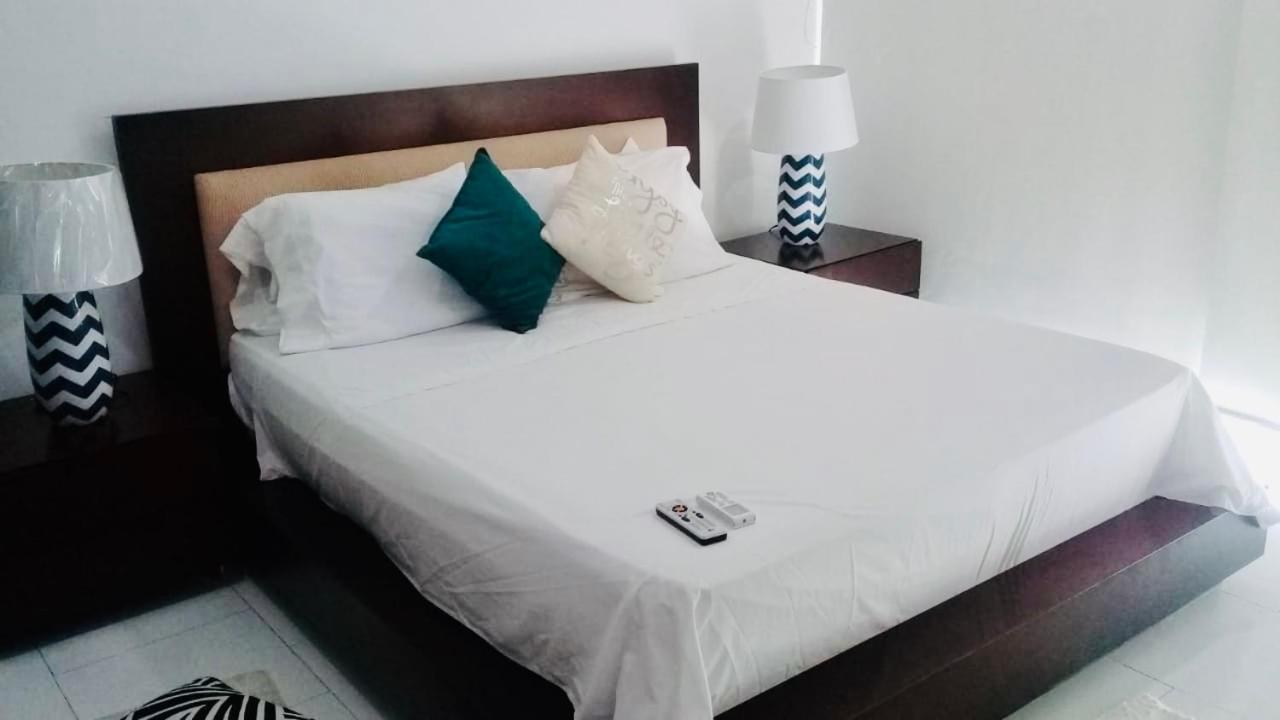 Frente A La Playa Morros 922