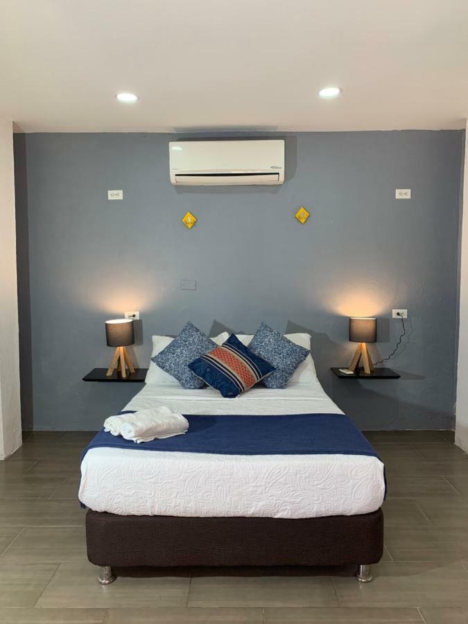 One Day Hostal *