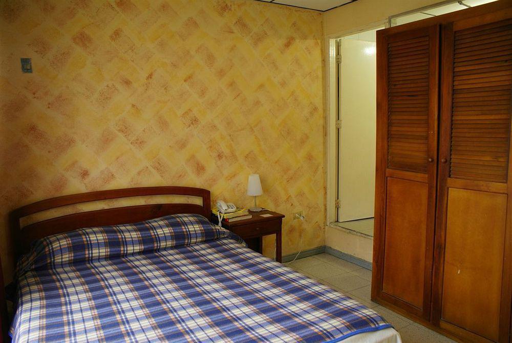Hotel Toledo