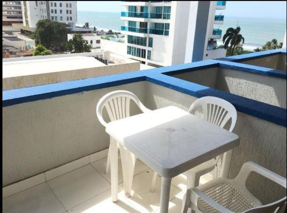Edificio Portofino Al Lado Decameron Cartagena
