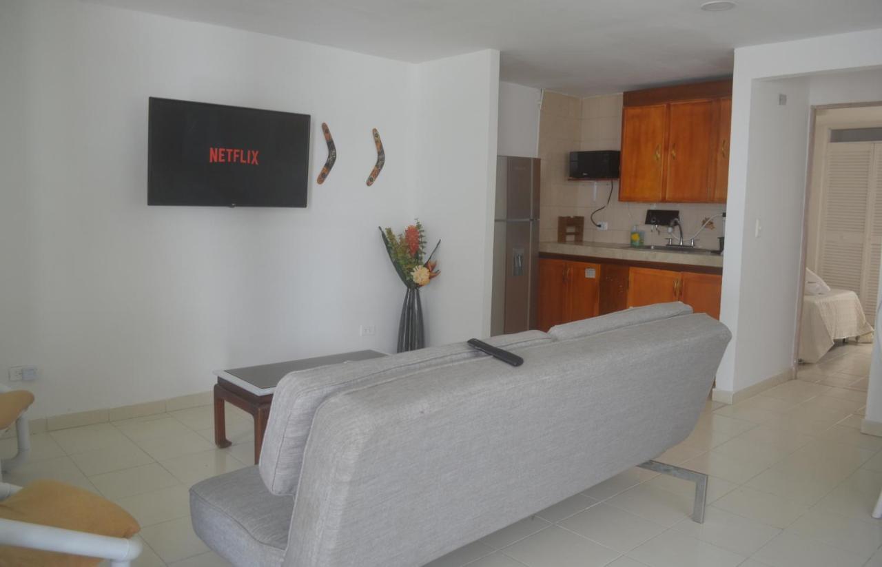 House One Block From Castillo Grande Casa Playa * Cartagena
