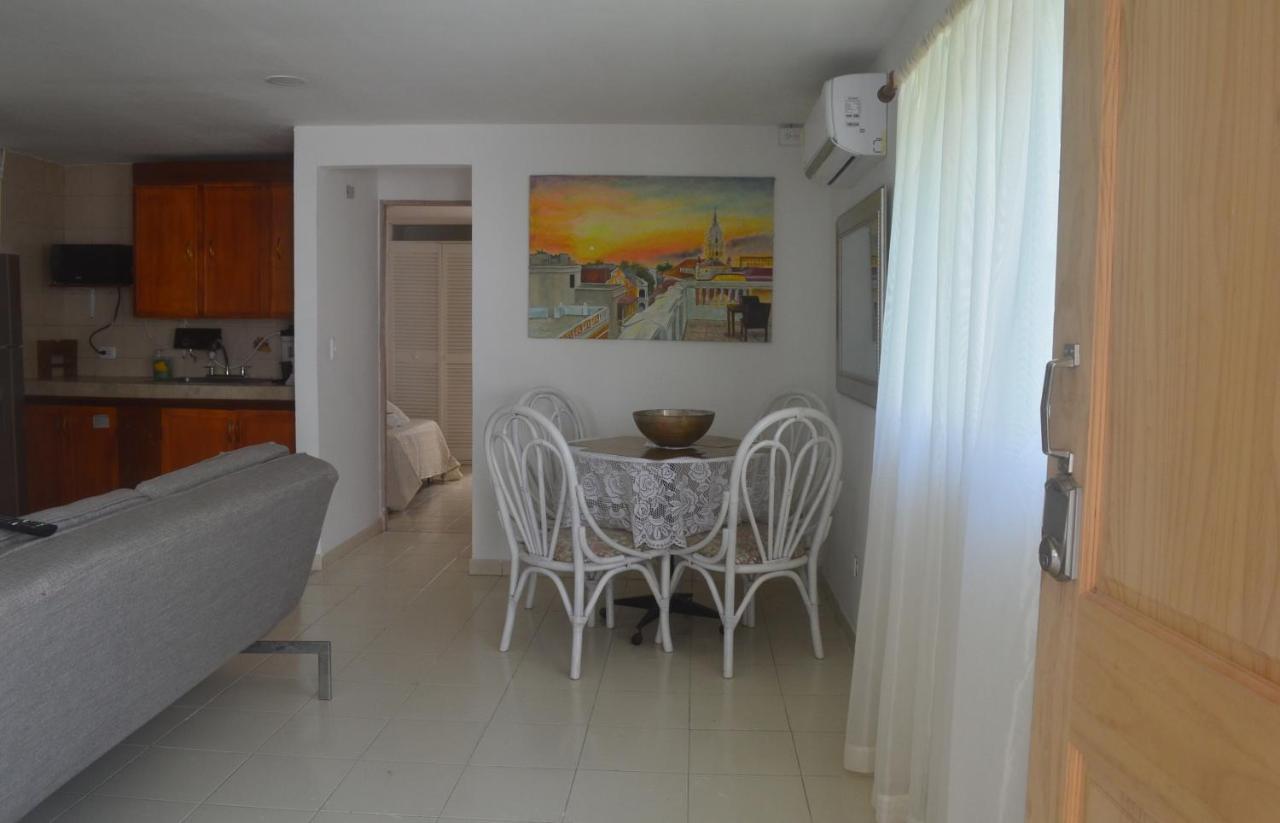 House One Block From Castillo Grande Casa Playa *