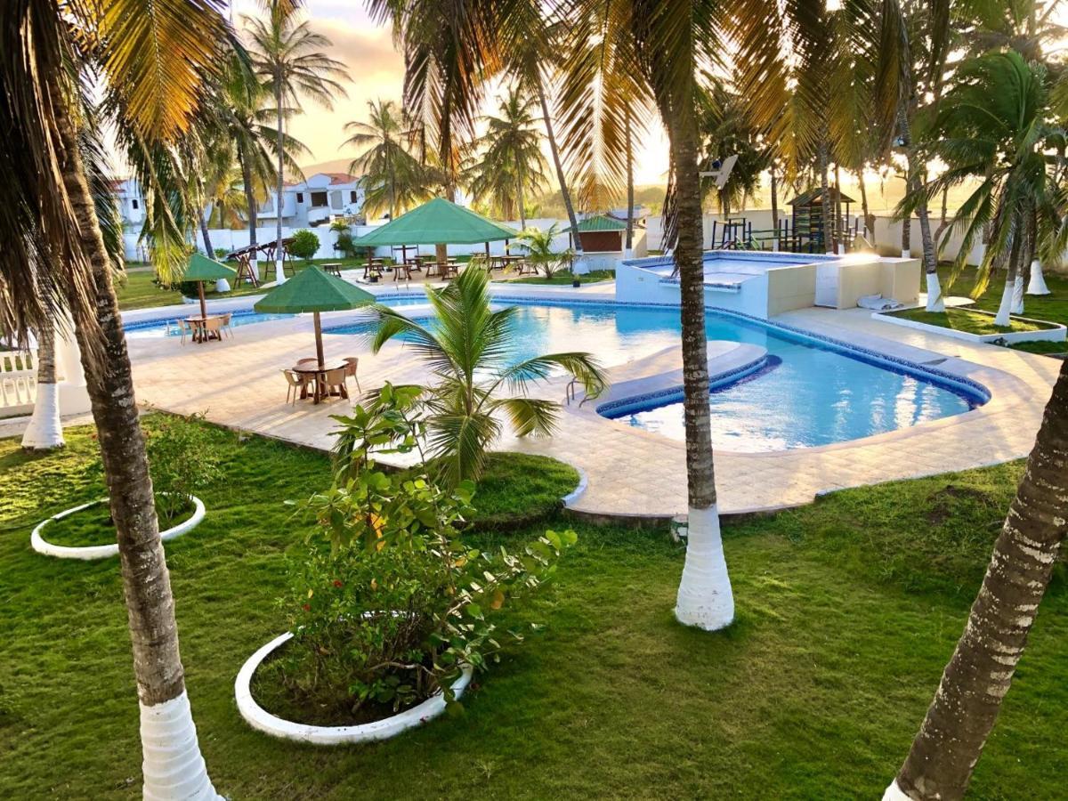 Playa Luna 3*