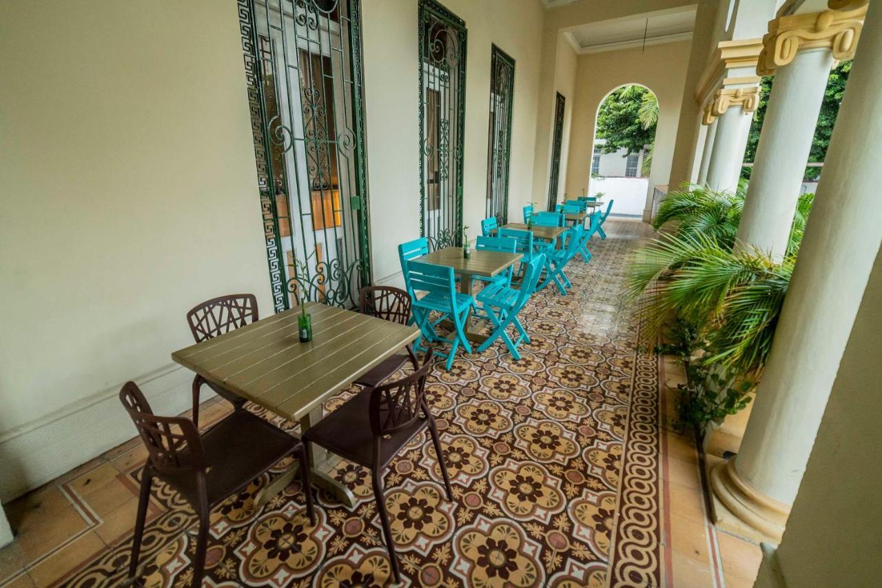 El Castillo Del Marques By Biscanna Hostels *