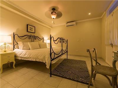 Mansion De Reyes By Hmc