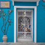 La Casita Azul Cozy Colonial House At Centro Historico With Rooftop And Jacuzzi