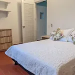 Lindo y Comodo Apartamento frente al mar en el mejor sitio del Centro Histórico de Cartagena