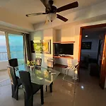 Beachfront Apartments Arriendos Ih
