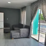 Hostal Mi Lindo Septiembre