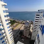 Apartamento Con Balcon Y Vista Al Mar