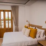 Del Mar Guest House