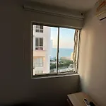 Paz Y Amor En Cartagena