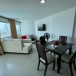 Apartamento En Laguito Ed Torres Del Lago 604 Icdi