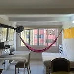 Garden Serenity Bunk Room With Private Bath Near Airport