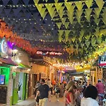 Hostel M&H