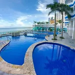 Apartamentos Frente Al Mar