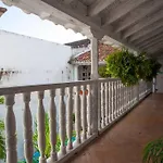 Casa Mayor, Aldaba Selection