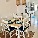 Apartamento Con Full Aire Acondicionado Y Agua Caliente Dentro De Las Murallas - 3-1 B