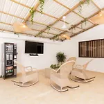 Habitaciones Cerca Al Mar & Aeropuerto By Bb