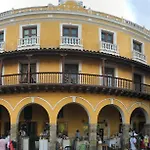 Hotel Torre Del Reloj