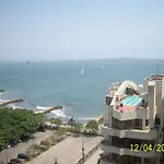 Apartamento Laguito Frente al Mar
