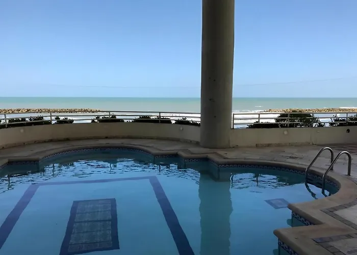 7 Apartamento Frente A La Playa Y Cerca Al Centro Historico