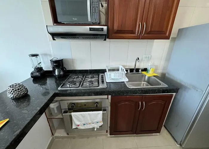 Apartamento En Laguito Ed Torres Del Lago 604 Icdi