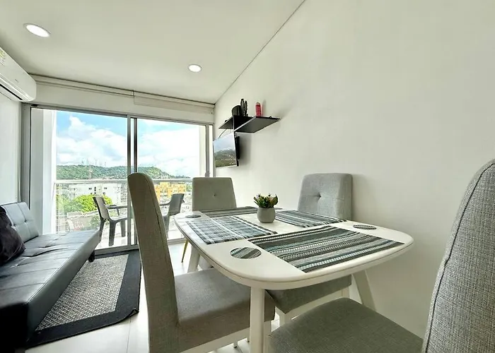 Beautiful Condo 3Hab Near Old City Beach & Airport