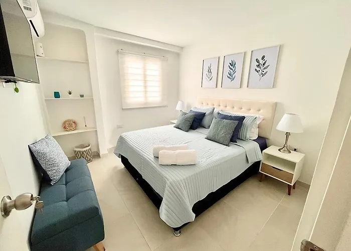Apartamento Con Full Aire Acondicionado Y Agua Caliente Dentro De Las Murallas - 3-1 B
