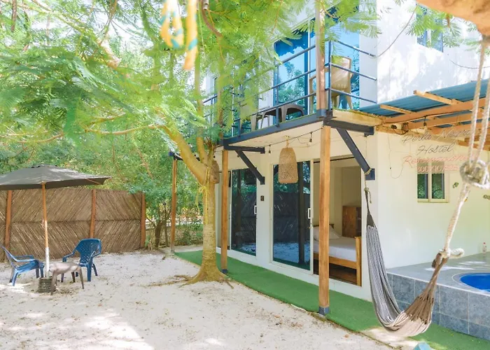 Perla Negra House Hostel
