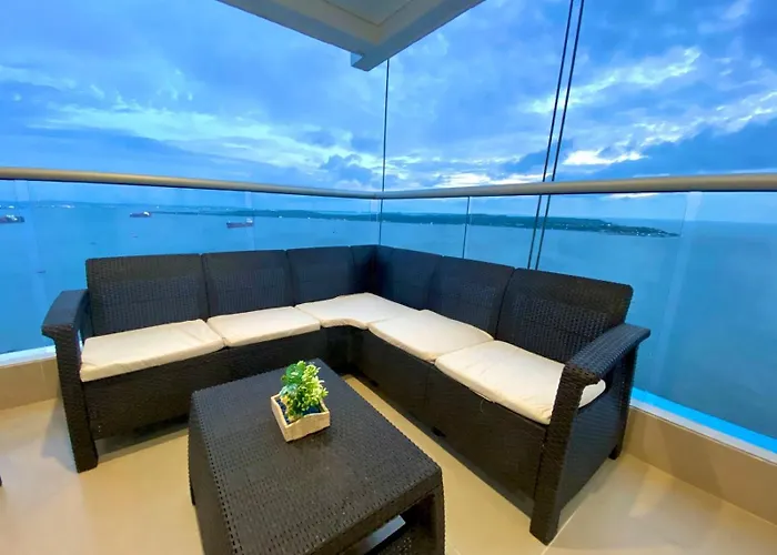 Beachfront 3Br Condo W 360 Views